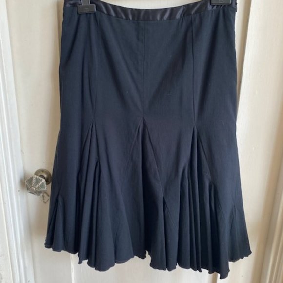 Elevenses Anthropologie Womens Black Pleated Flared Skirt Size 4 - Picture 5 of 6